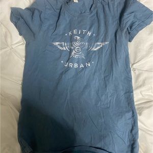 🤍5/40 Keith urban graphic t shirt